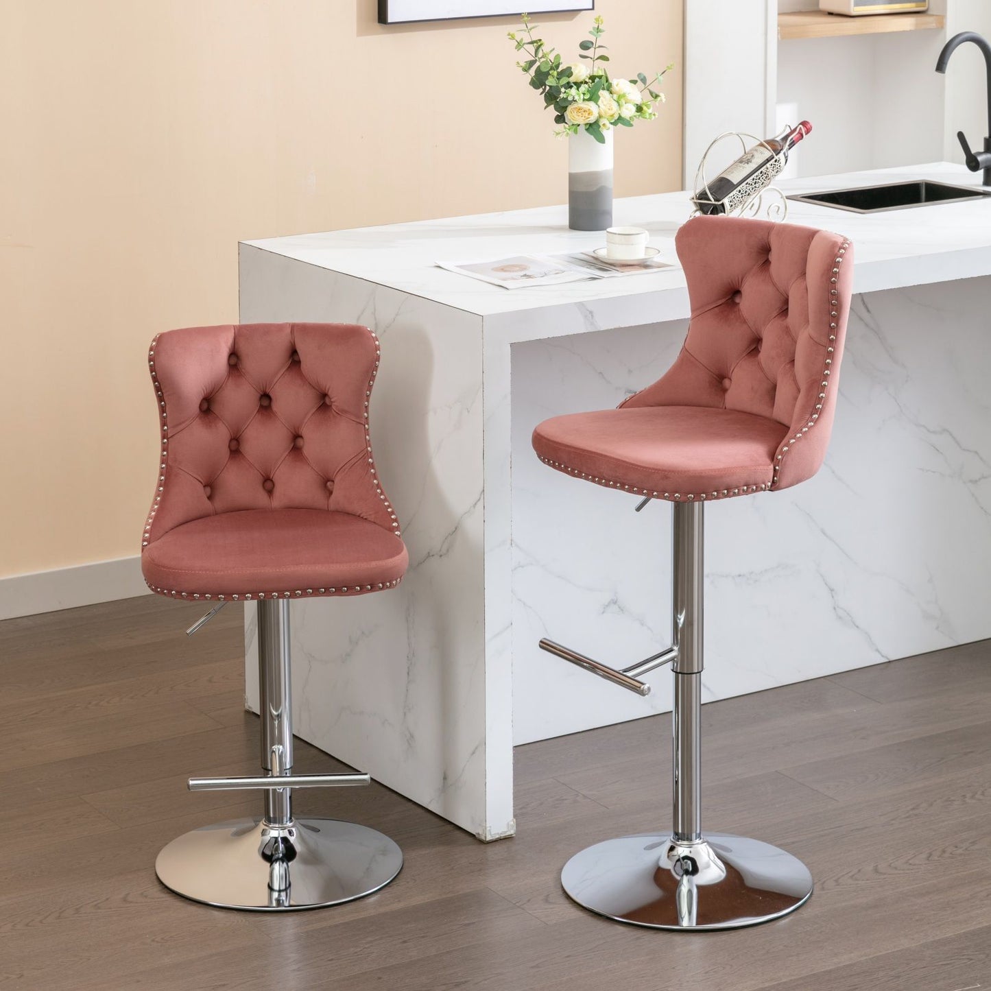 Taburetes giratorios de terciopelo con altura de asiento ajustable de 63 a 84 cm. Modernos taburetes de bar con base cromada y tapizados, cómodos y capitoné para el hogar, el pub y la isla de cocina (juego de 2).