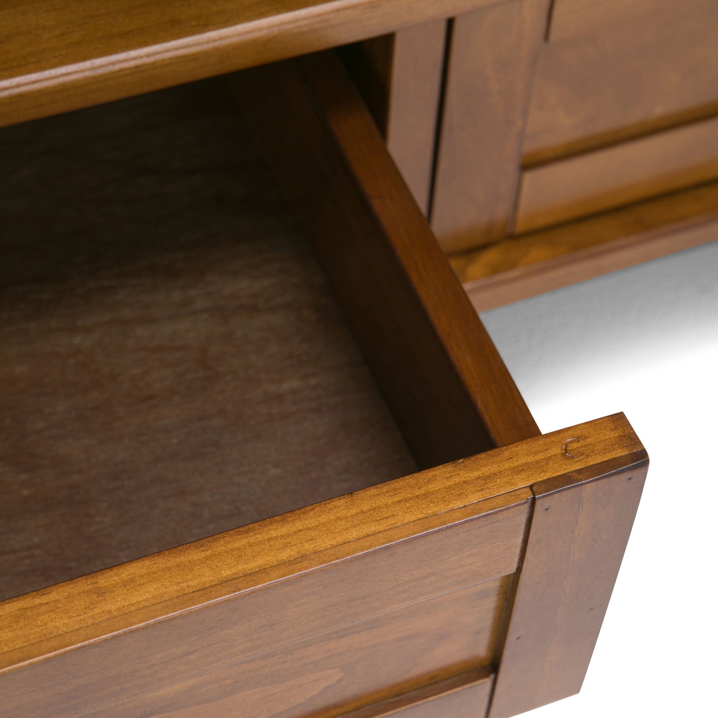 Warm Shaker - Soporte para TV de estilo transicional