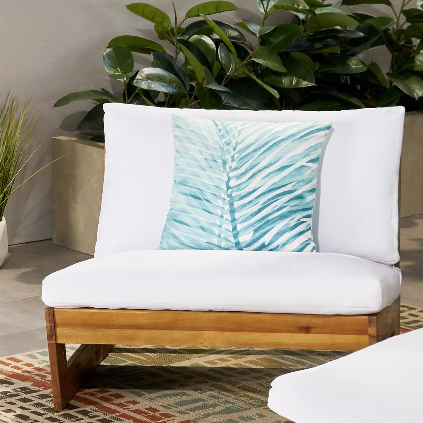 Acacia Wood Outdoor Club Chair With Cushions