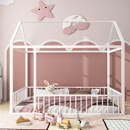 Cama de metal con estructura de cama y valla