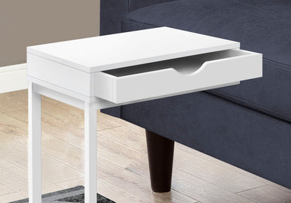 Mesa auxiliar en forma de C, diseño contemporáneo y elegante