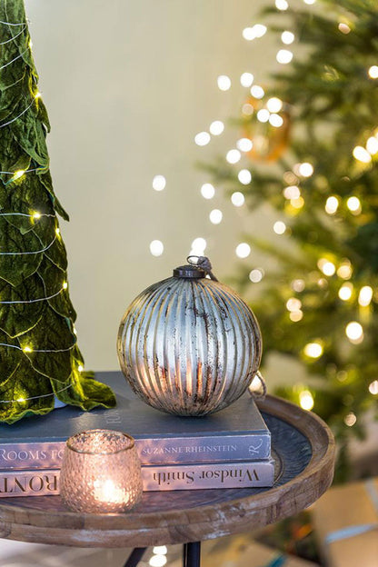 Adornos navideños de bolas, bolas colgantes de cristal decorativas para árbol de Navidad, ideales para fiestas (juego de 4) - Plateadas