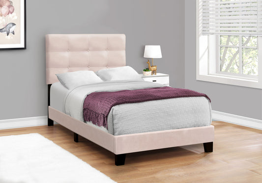 Cama tapizada, solo estructura, estilo transicional