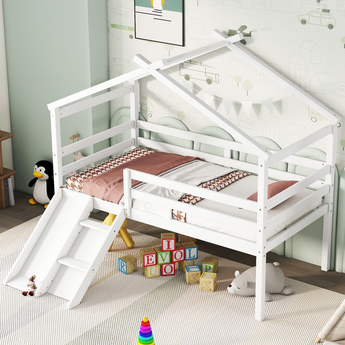 Cama tipo loft con tobogán, escalera, barandillas de seguridad y estructura de techo.
